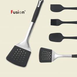 SILICONE KITCHEN TOOLS